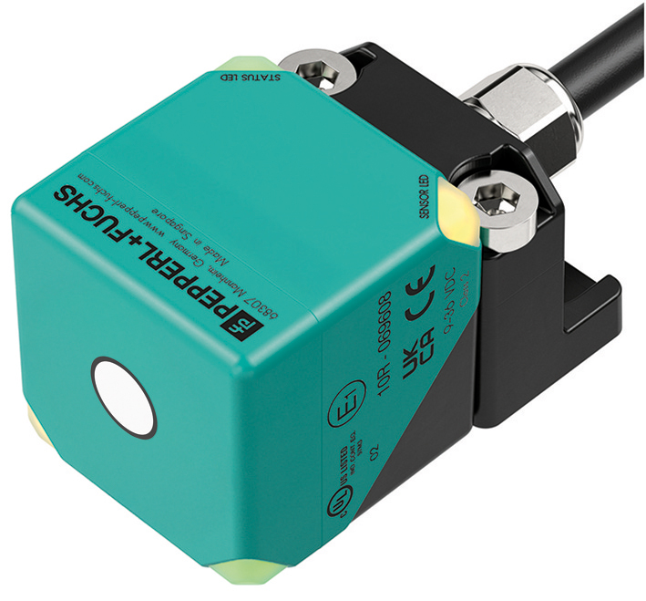UC500-L2M-B16-0,3M-APS5P-M